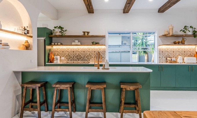 Mount Coolum House | Mediterranean Style Beachside Abode. Heated Pool in Winter