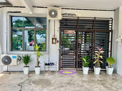 Malacca City House | MEH Singgah Homestay, Sungai Udang