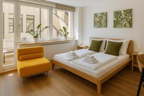 Altstadt Apartment | MEL&BENS Domshof Zentrum Balkon