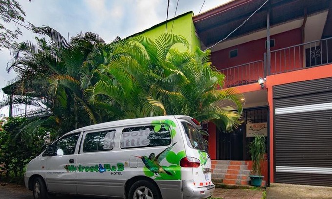 Alajuela Bed & Breakfast | Melrost Airport Bed & Breakfast