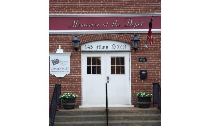 Woodville House | Memories at the Depot