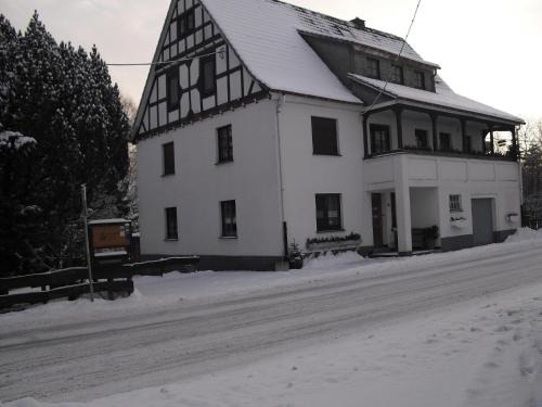 Menkhausen House | Menkhausen Alpine Comfort Stay