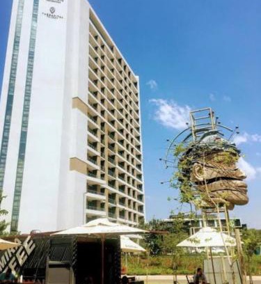 Menlyn Apartment | Menlyn Apartment - Red Velvet