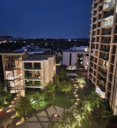 Menlyn Apartment | Menlyn Maine Residences 721