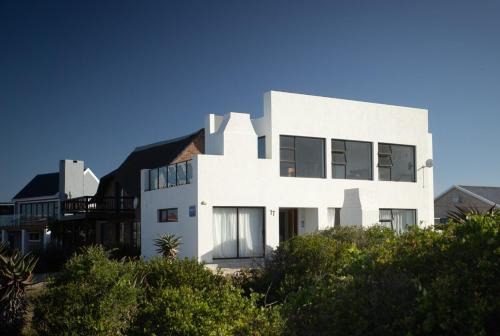 Boggoms Bay House | Meraki - Greek style beach house in Boggoms Bay