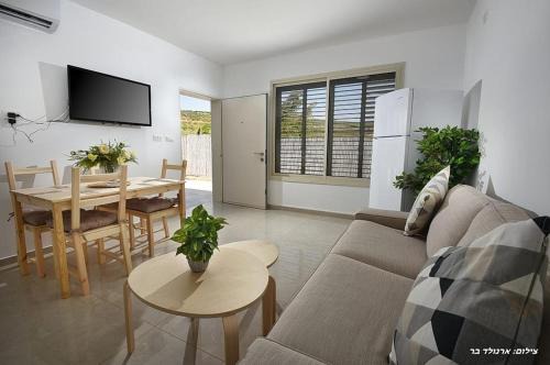 Migdal Apartment | MeravSuite