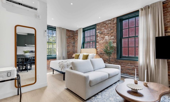 Cite Multimedia Apartment | Mercer- Studio 1Beds+Sofa bed/Free parking