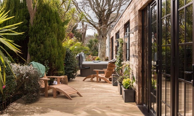 Maenporth Hotel | Merchants Manor
