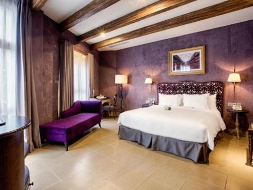 Ngo Quyen Hotel | Mercure DaNang Village Ba Na hills