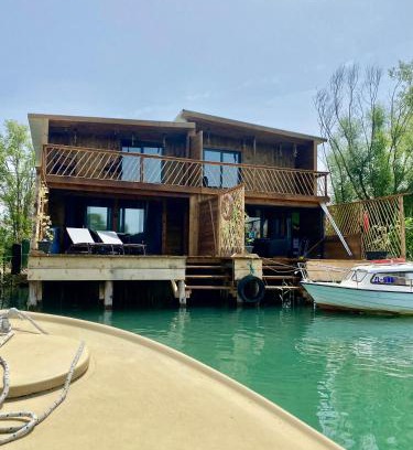 Ulcinj Ski Chalet | Meris