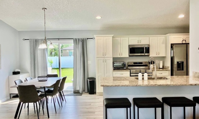 Ocala House | Merlin's Manor