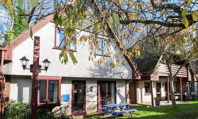 Saint Erth Praze Cottage | Merlins Flight
