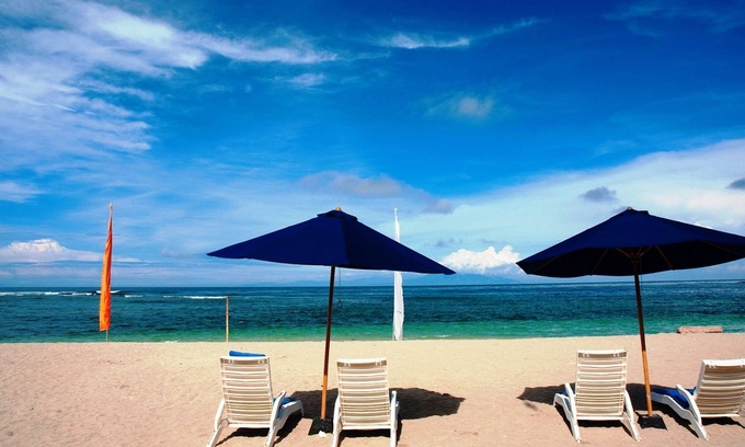 Senggigi Hotel | Merumatta Senggigi Lombok