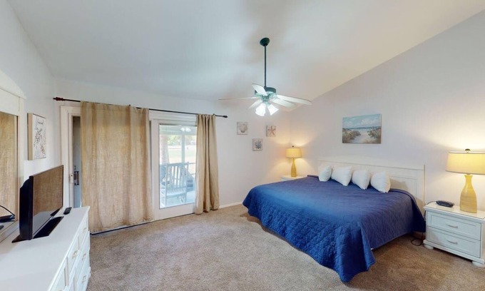 Pawleys Island Villa | Mesmerizing Magnolia Run 2 Bedroom Golf Villa