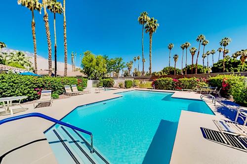 Palm Springs Apartment | Mesquite Country Club Condo O64 - Permit # 4552 - 7 night minimum stay
