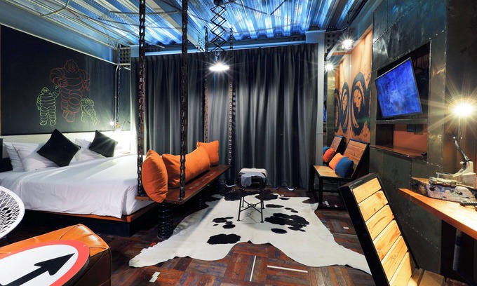Ratchadaphisek Hotel | MeStyle Garage Hotel