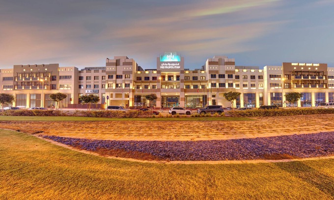 Sheikh Zayed Road Hotel | Metropolitan Hotel Dubai