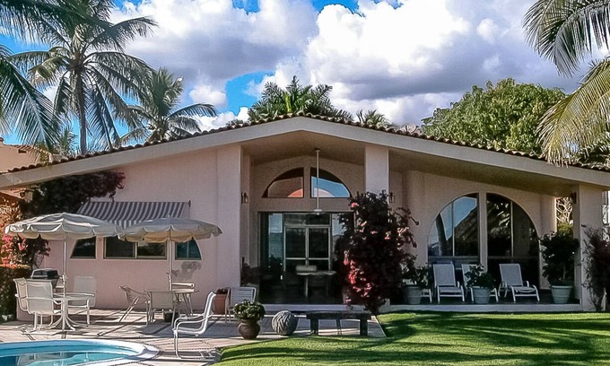 Club Santiago House | Mexican Riviera Beach House - Manzanilllo, Playa De Oro