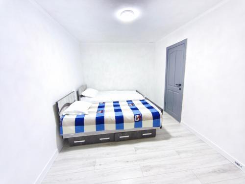 Tosor House | Meymandos
