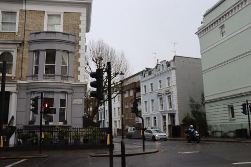 Notting Hill Apartment | Mezzanine Flat in the heart of Notting Hill