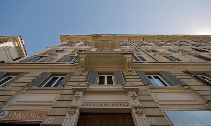 Salario Hotel | MF Hotel