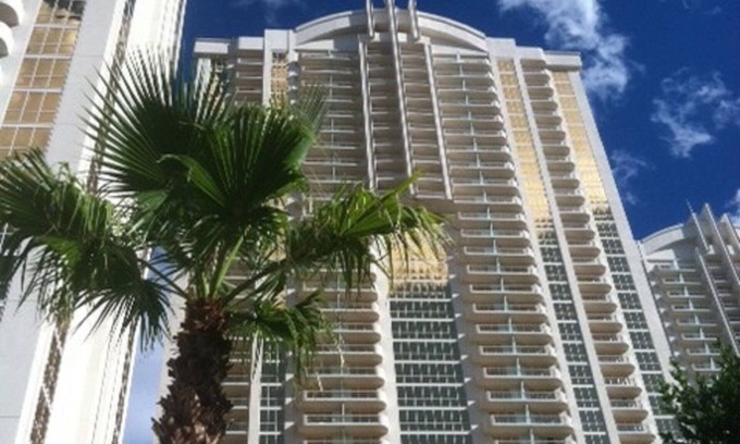 Las Vegas Condo | ~MGM~ Signature 2 Bedroom Sleeps 8 No Cleaning Fee