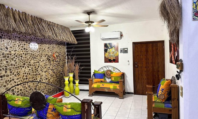 Santa Cruz House | MI Casa Miramar