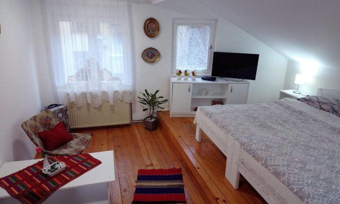 Dorcol Apartment | Mia apartment
