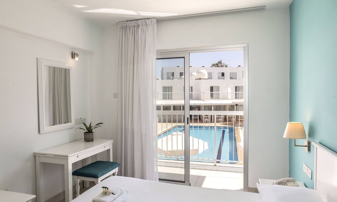 Ayia Napa Apartment | Mia hotel apartment