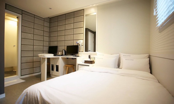 Songcheon-dong Hotel | Mia Kanu