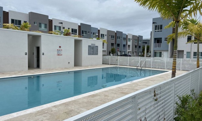 Ojus Apartment | Miami (Aventura) IN FRONT OF AVENTURA MALL