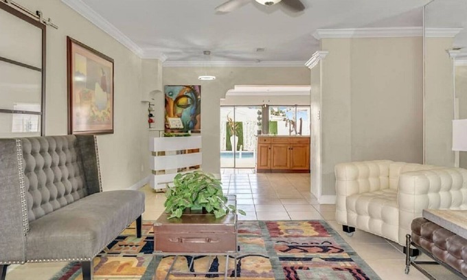 West Park House | Miami Vacation Resort Style Pool Home