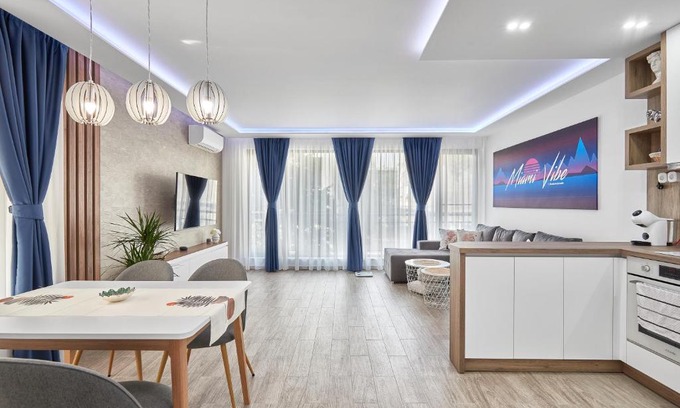 Burgas Center Apartment | Miami Vibe by EstateAutomata