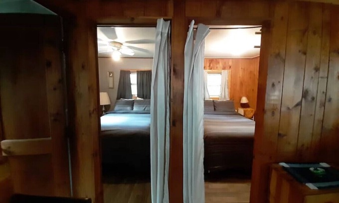 Au Train Cabin | Michigan @ Kimar's Resort Lk SUP