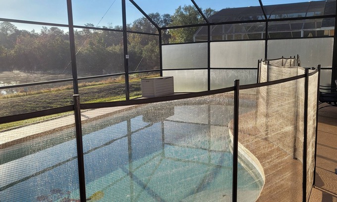 Ridgewood Lakes Villa | Mickey Mouse villa/Gated/Golf/Lake/Ultramodern/20 minutes away to Disney