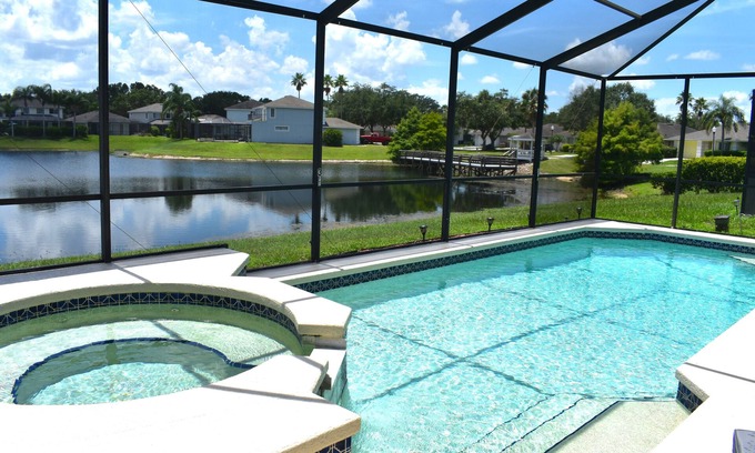 Sunset Lakes House | Mickey's Sunset Retreat