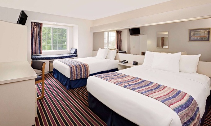 Madison Hotel | Microtel Inn & Suites by Wyndham Madison East