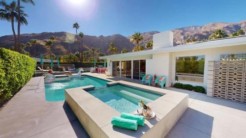 Vista Las Palmas House | Mid Century Alexander Stunner in Vista Las Palmas Permit# 3800