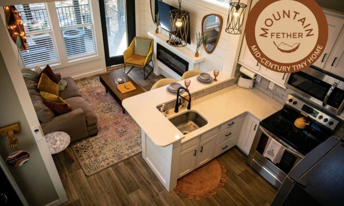 Mentone House | Mid-Century Modern Cabin - Mountain Fether