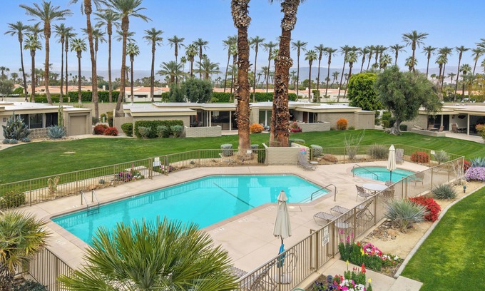 Desert Horizons Condo | Mid-Century Modern upgraded 2BR/2BA Indian Wells condo w/stunning mountain view