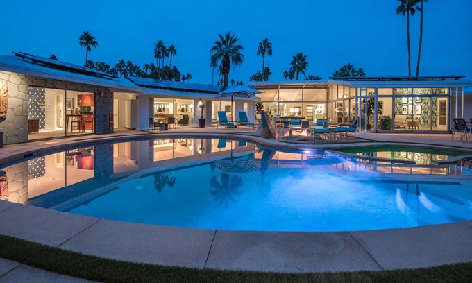 Old Las Palmas Villa | Mid-Century Old Las Palmas Luxury Estate Mtn Views