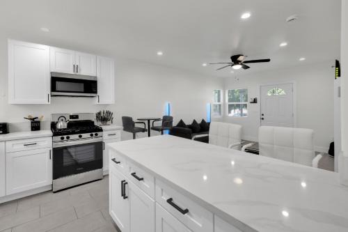 Mid City Apartment | Mid-City Retreat With Backyard And Grill