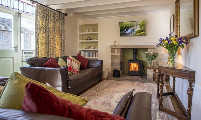 Preston-under-Scar House | Middehus