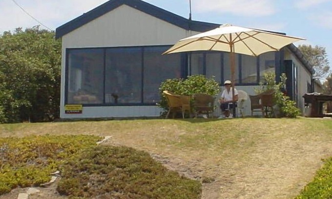 Middleton Cottage | Middleton Bay Cottage - Best Views on the Peninsula