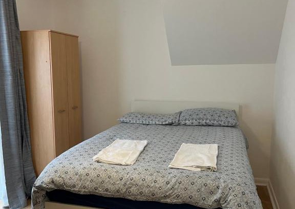 Wellingborough Apartment | Midland road studio