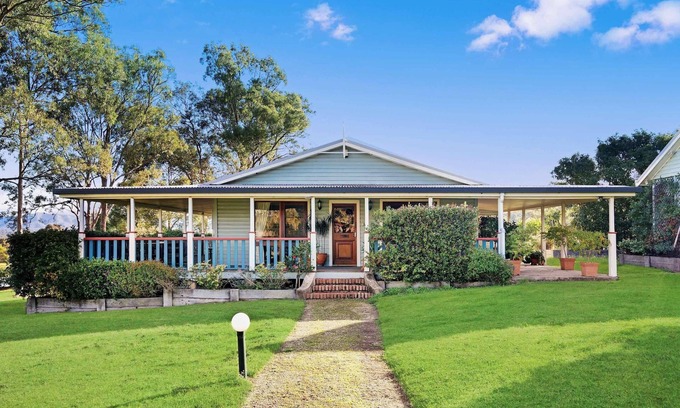 Lovedale Cottage | Midnight's Promise - Promise 1 - Vineyard accommodation in Lovedale