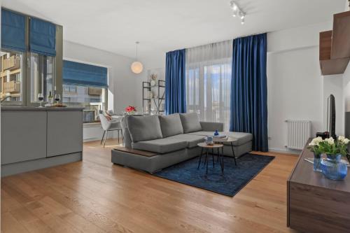 Aviatiei Apartment | Mido Duo in New Building with Parking, Self Check-in and Security