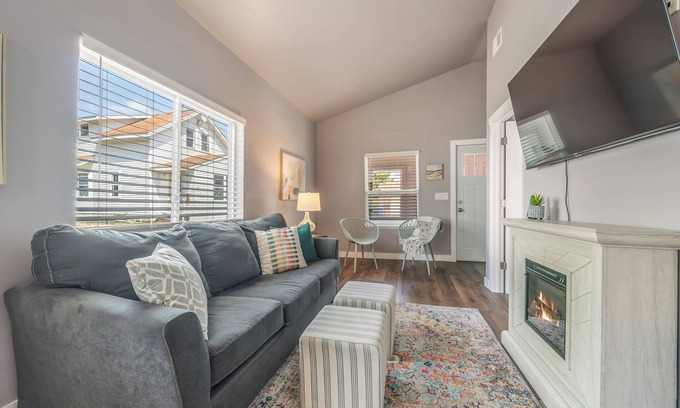 Menasha House | Midterm w/Huge Fenced Yard Near Neenah & Appleton
