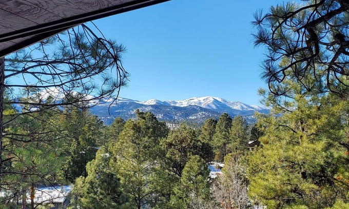 Ruidoso Ski Chalet | Midtown Chalet w/Sierra Blanca Views, 4 br, 2.5ba, Cabin in heart of Ruidoso.