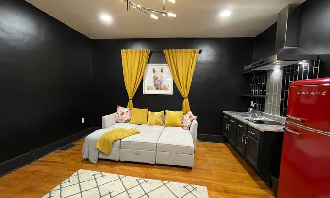 Vollintine-Evergreen Condo | Midtown Cozy Studio